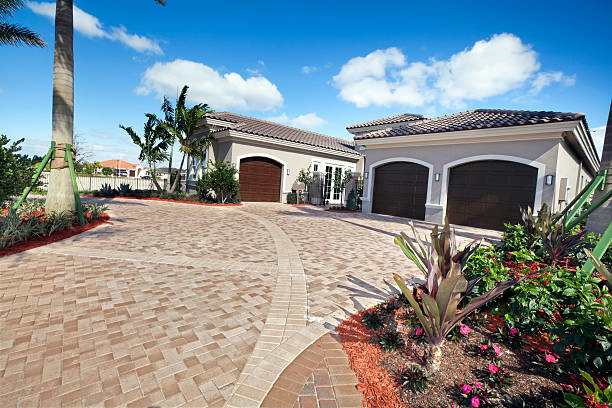 Best Local Driveway Pavers  in Kellyville, OK
